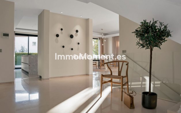 Wiederverkauf - Freistehende Villa - Marbella - Marbella Centro