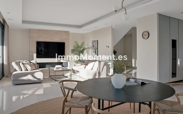 Wiederverkauf - Freistehende Villa - Marbella - Marbella Centro