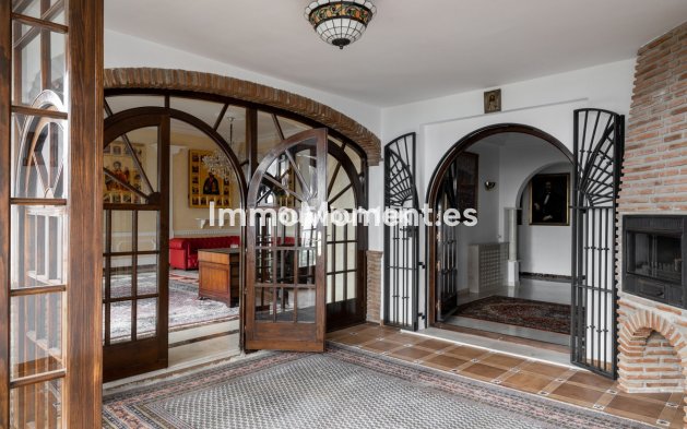 Bestaande woning - Vrijstaande villa - Binnenland  - Alhaurín el Grande Centro