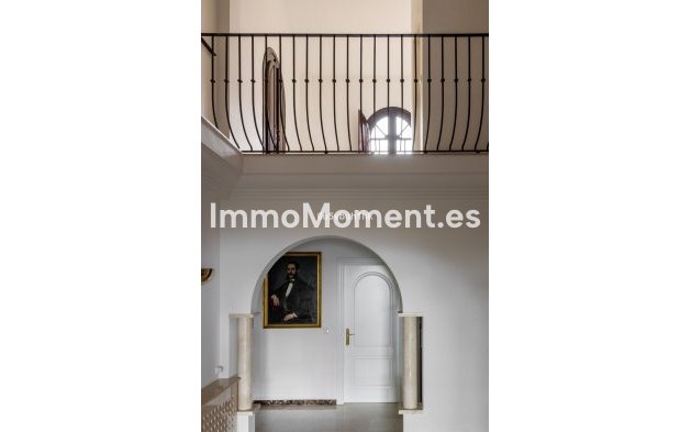 Bestaande woning - Vrijstaande villa - Binnenland  - Alhaurín el Grande Centro
