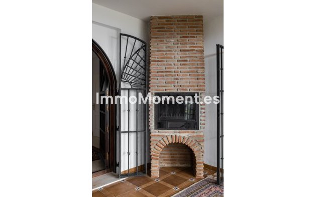 Bestaande woning - Vrijstaande villa - Binnenland  - Alhaurín el Grande Centro