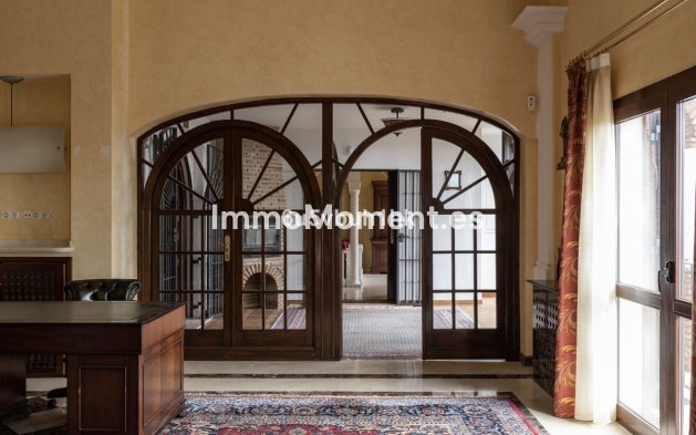 Bestaande woning - Vrijstaande villa - Binnenland  - Alhaurín el Grande Centro