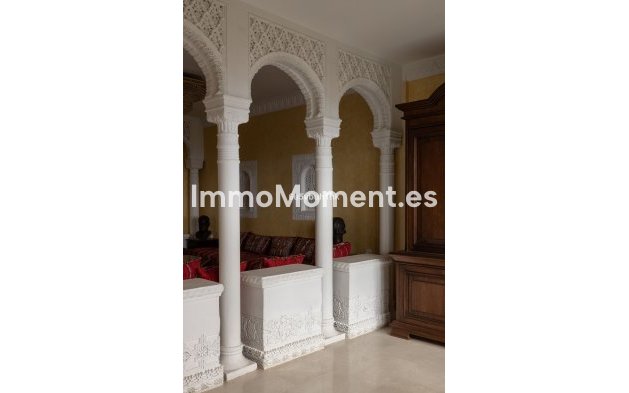Bestaande woning - Vrijstaande villa - Binnenland  - Alhaurín el Grande Centro