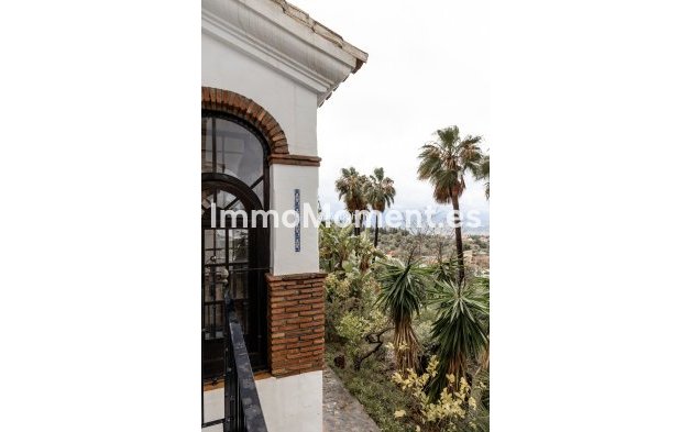 Bestaande woning - Vrijstaande villa - Binnenland  - Alhaurín el Grande Centro