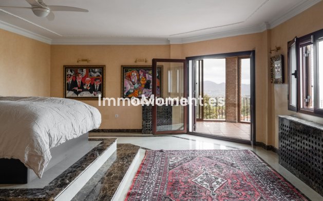Bestaande woning - Vrijstaande villa - Binnenland  - Alhaurín el Grande Centro
