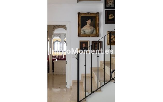 Bestaande woning - Vrijstaande villa - Binnenland  - Alhaurín el Grande Centro