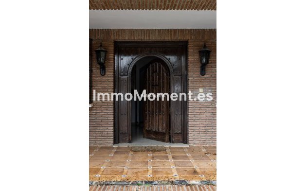 Bestaande woning - Vrijstaande villa - Binnenland  - Alhaurín el Grande Centro