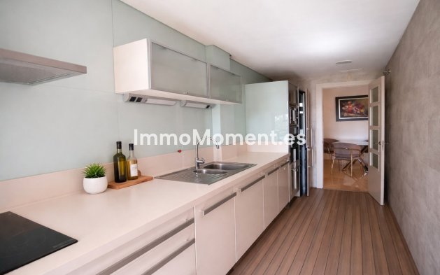 Wiederverkauf - Wohnung - Marbella - Nueva Andalucía
