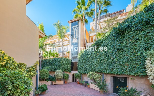 Wiederverkauf - Wohnung - Marbella - Nueva Andalucía
