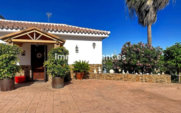 Wiederverkauf - Landhaus - Estepona  - Estepona Centro