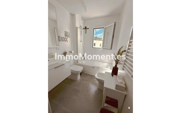 Wiederverkauf - Wohnung - Estepona  - Estepona Centro