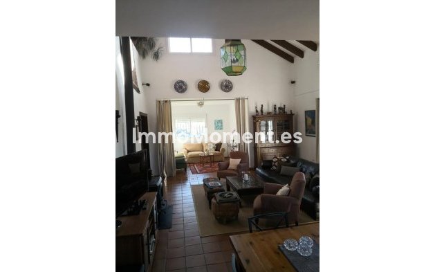 Wiederverkauf - Landhaus - Estepona  - Estepona Centro