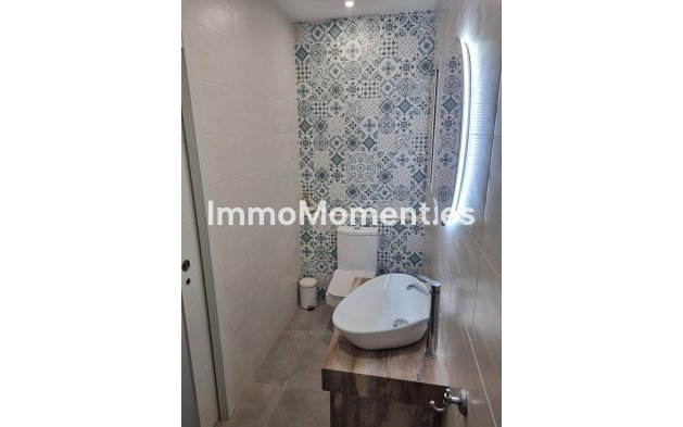 Wiederverkauf - Freistehende Villa - Benalmadena - Torremuelle