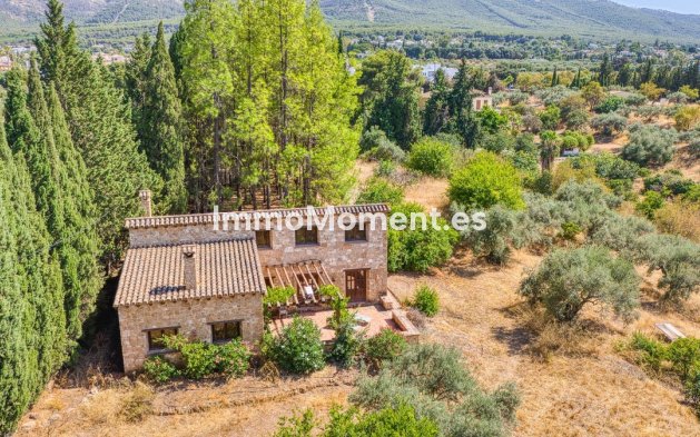 Wiederverkauf - Freistehende Villa -   Inländisch - Alhaurín el Grande Centro