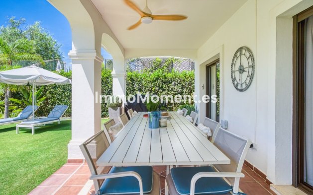 Wiederverkauf - Freistehende Villa - Estepona  - Estepona Centro