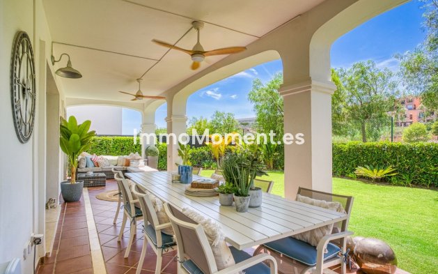 Wiederverkauf - Freistehende Villa - Estepona  - Estepona Centro