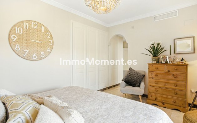 Wiederverkauf - Freistehende Villa - Estepona  - Estepona Centro