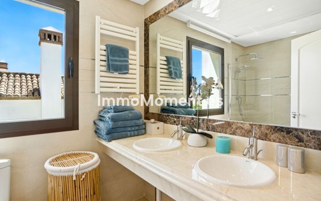 Wiederverkauf - Freistehende Villa - Estepona  - Estepona Centro