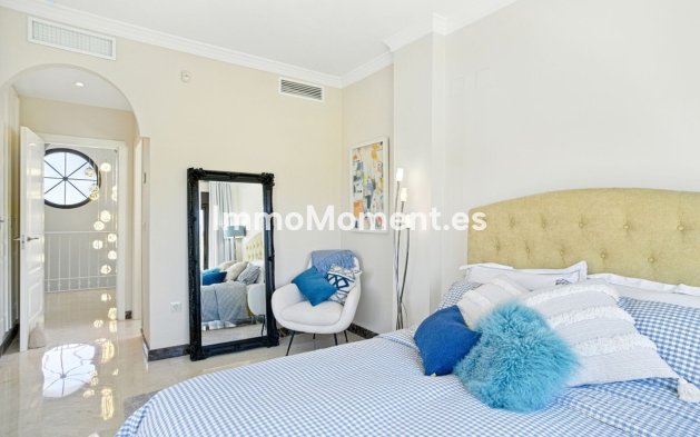 Wiederverkauf - Freistehende Villa - Estepona  - Estepona Centro