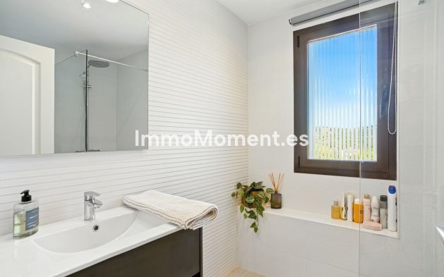 Wiederverkauf - Freistehende Villa - Estepona  - Estepona Centro