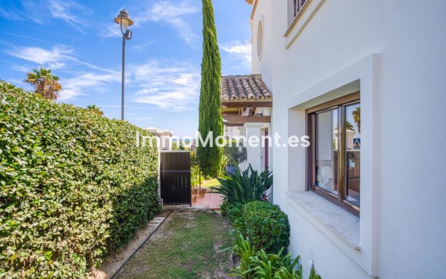 Wiederverkauf - Freistehende Villa - Estepona  - Estepona Centro