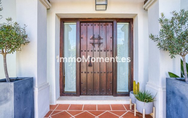 Wiederverkauf - Freistehende Villa - Estepona  - Estepona Centro