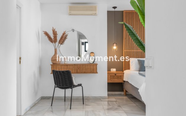Wiederverkauf - Freistehende Villa - Marbella - Puerto Banús