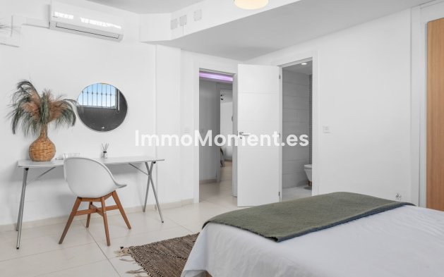 Wiederverkauf - Freistehende Villa - Marbella - Puerto Banús