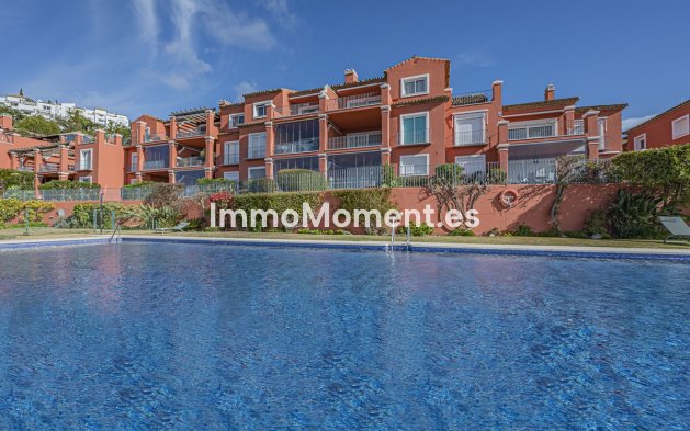Resale - Apartment - Marbella - La Mairena