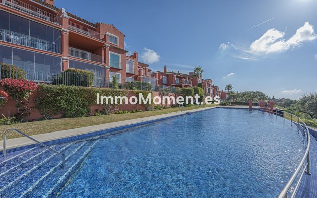 Resale - Apartment - Marbella - La Mairena