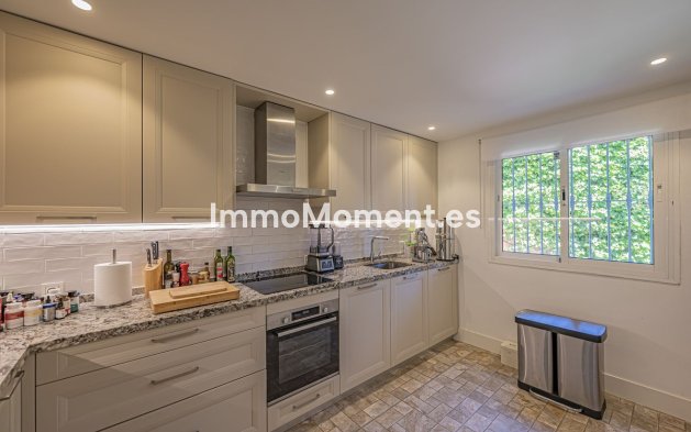 Resale - Apartment - Marbella - La Mairena