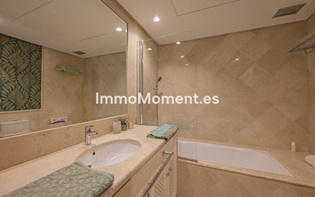 Resale - Apartment - Marbella - La Mairena
