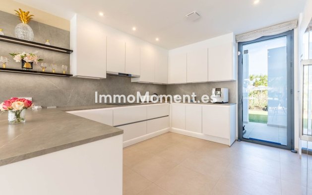 Resale - Detached villa - Mijas - La Cala Golf