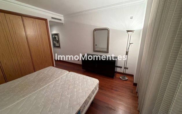 Wiederverkauf - Wohnung - Marbella - Puerto Banús