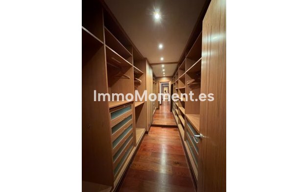 Wiederverkauf - Wohnung - Marbella - Puerto Banús
