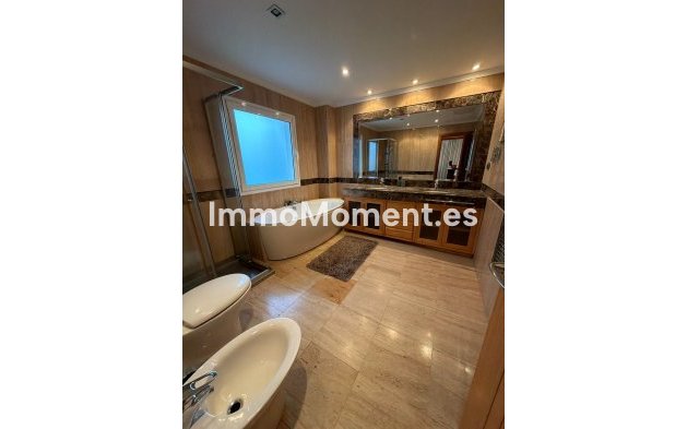 Wiederverkauf - Wohnung - Marbella - Puerto Banús