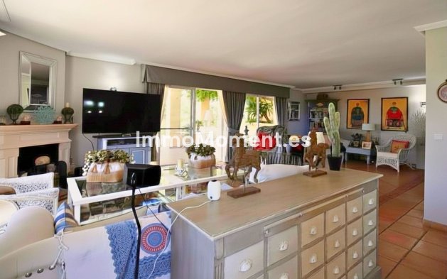 Resale - Detached villa - Marbella - Guadalmina Alta