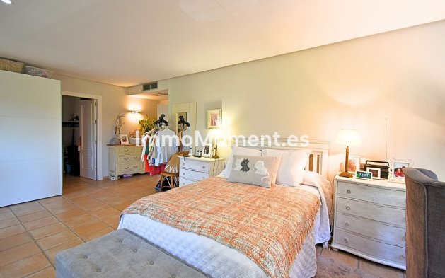 Resale - Detached villa - Marbella - Guadalmina Alta