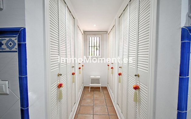 Resale - Detached villa - Marbella - Guadalmina Alta
