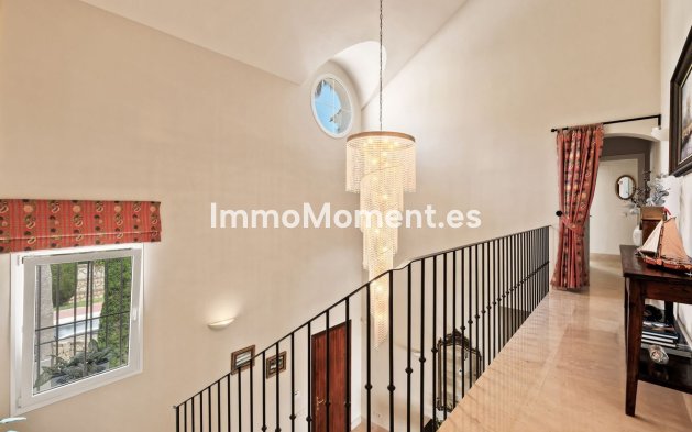 Resale - Detached villa - Marbella - Sierra Blanca