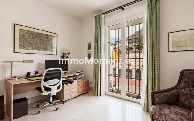 Resale - Detached villa - Marbella - Sierra Blanca