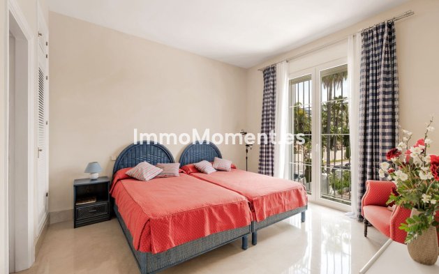 Resale - Detached villa - Marbella - Sierra Blanca