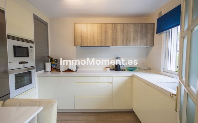 Bestaande woning - Rijtjeshuis - Estepona  - Estepona Centro