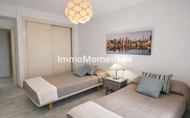 Revente - Appartement - Estepona  - Estepona Centro