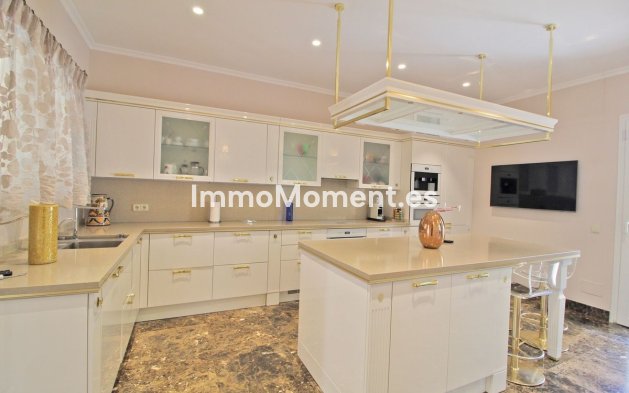 Reventa - Villa independiente - Marbella - Bahía de Marbella