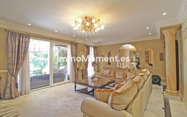 Reventa - Villa independiente - Marbella - Bahía de Marbella