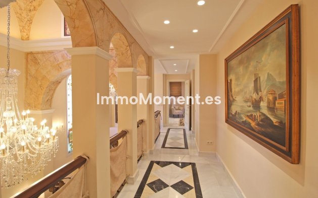 Reventa - Villa independiente - Marbella - Bahía de Marbella