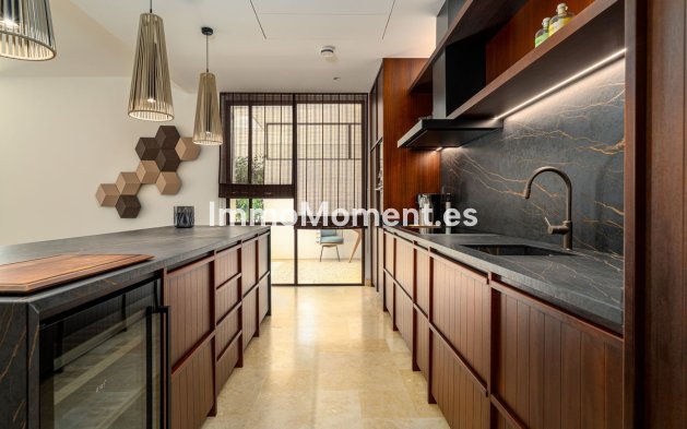 Resale - Apartment - Casares - Casares Centro