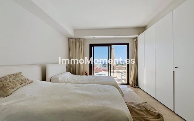 Reventa - Apartamento - Casares - Casares Centro