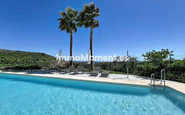 Reventa - Apartamento - Casares - Casares Centro